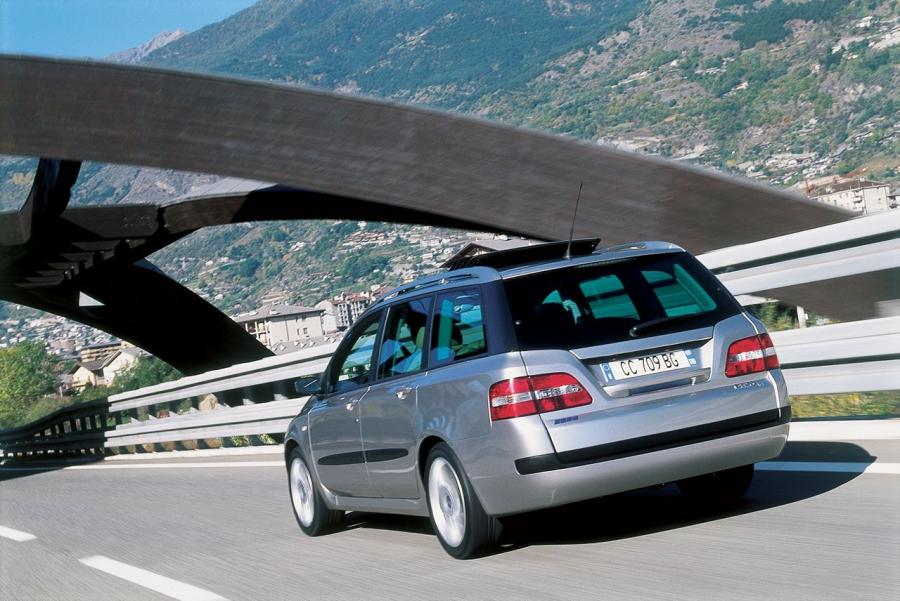  Fiat Stilo 2002 года  (фото 172 из 177)